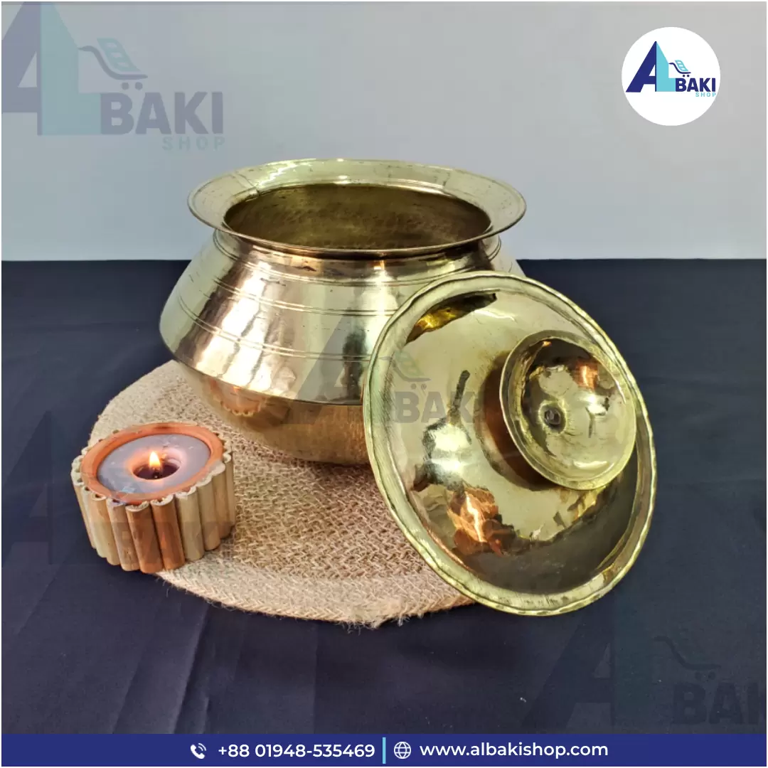 Brass Made Rice Hari With Lid. (1 kg) 1 Brass Made Rice Hari With Lid. (1 kg)